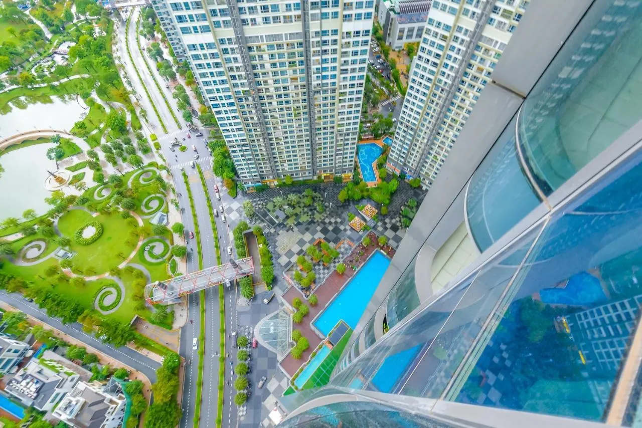 Skyline Tower Landmark 81 Ho Chi Minh City