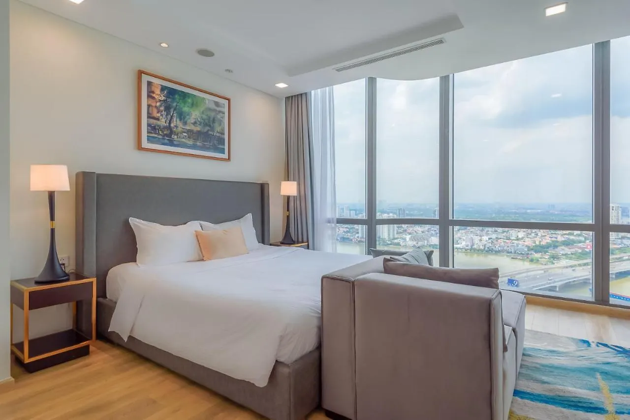 Skyline Tower Landmark 81 Ho Chi Minh City Apartment